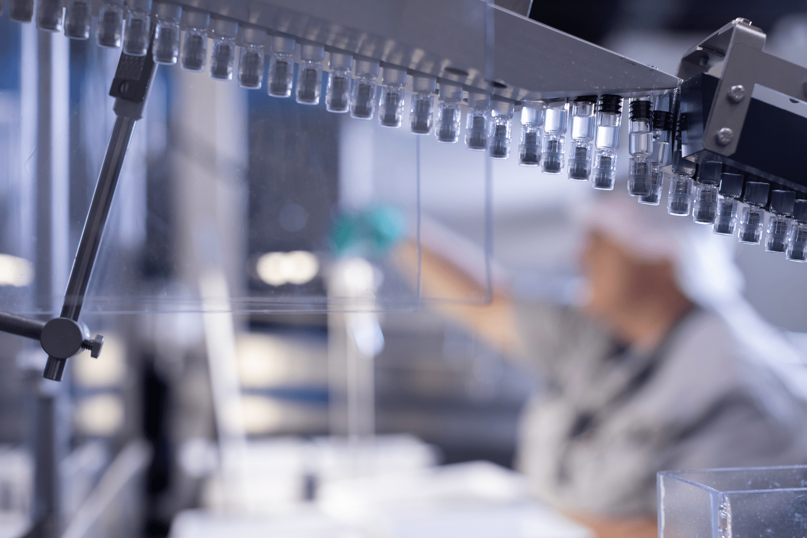 Detail_Of_Vials_On_Assembly_Line_Horiz-1600x1067